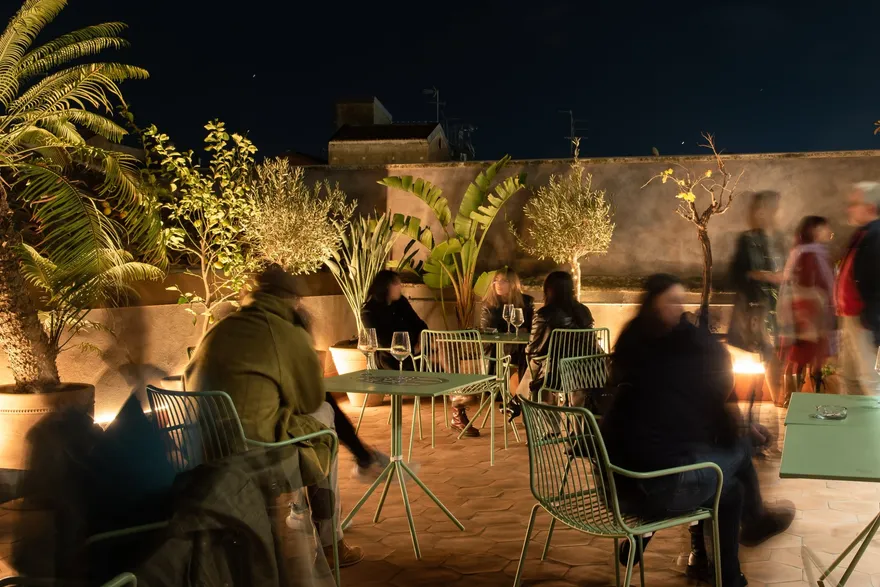 Aperitivo serale sulla terrazza Ibiza