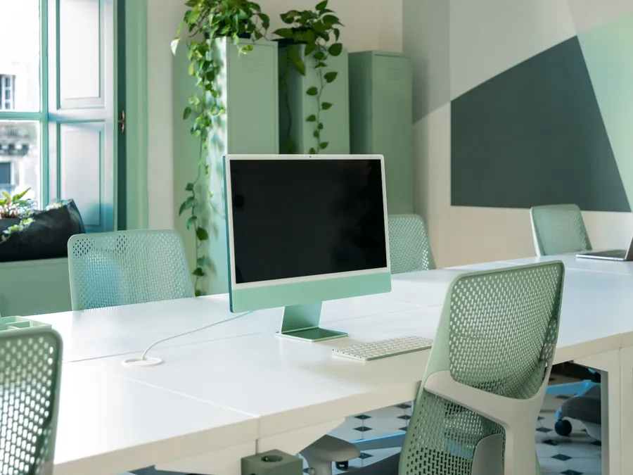 Isola Work, le postazioni di lavoro